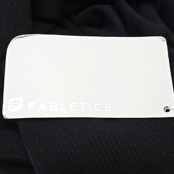 Fabletics Women's Black Knit Savanna Wrap Shrug Sweater NWT Size XS 4 - Picture 12 of 14